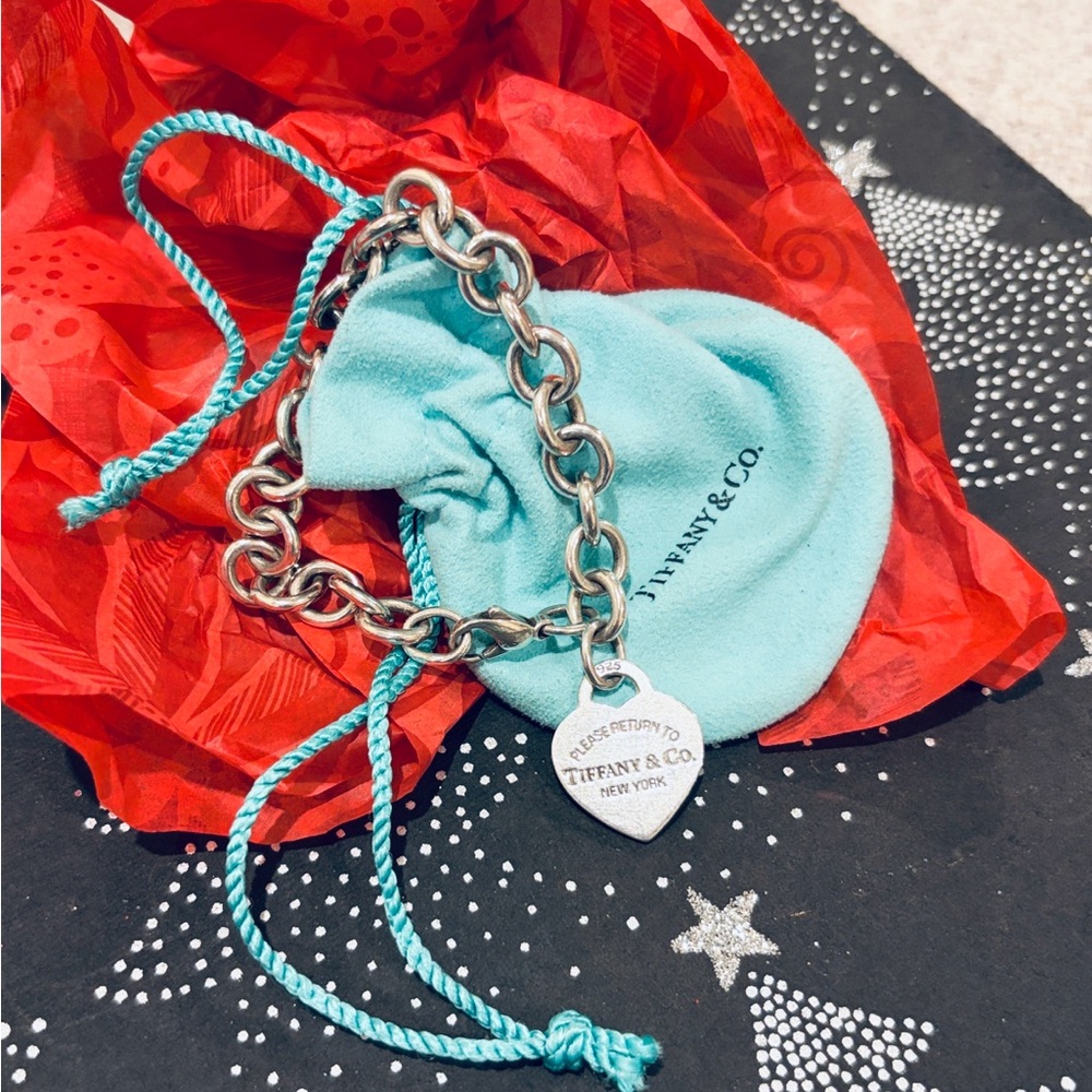 Tiffany & Co. Return to Tiffany Sterling 925 Silver Classic Heart Bracelet